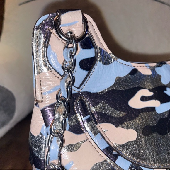 Leather Camo bag by Aimee Kestenberg in Marlee Metallic Silver Chain - Picture 4 of 16